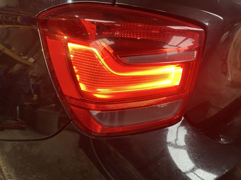 Lampy tylne prawa lewa BMW f20 f21 m pakiet przyciemniane LED komplet