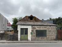 Vende-se Casa e Terreno