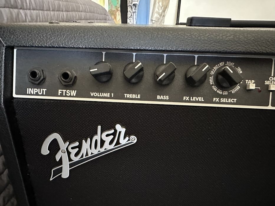 Fender Champion 100XL + Footswitch Original