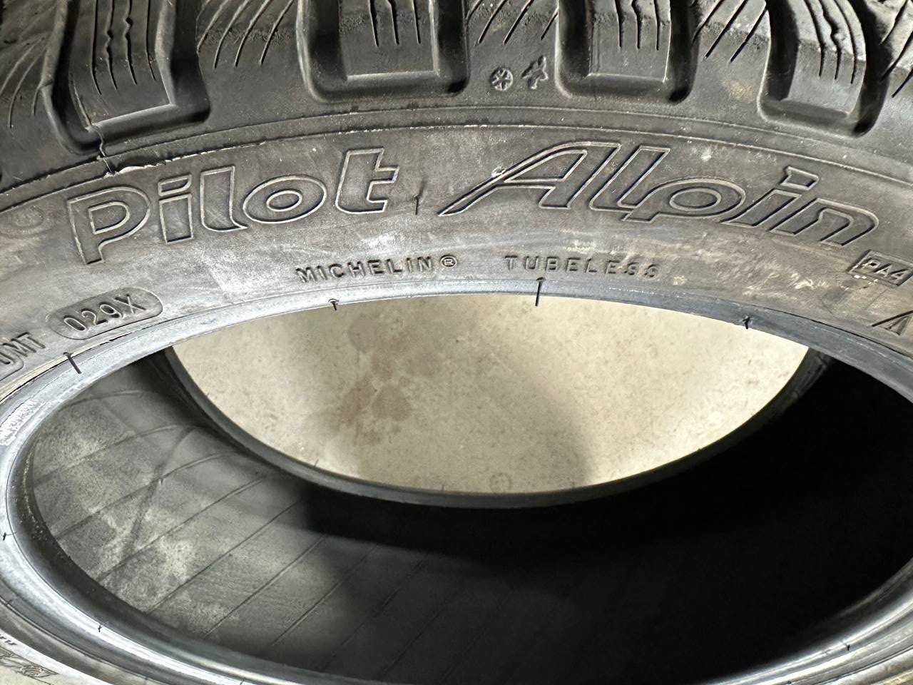 Шини зимові 225/45 R 18 Michelin/ резина зимняя  Мішлен