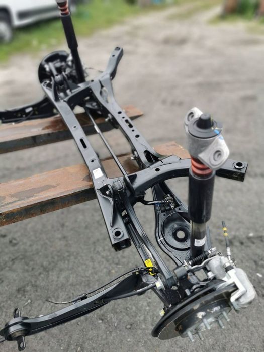 kia ceed 2021 tył strona lewa zwrotnica / piasta koła tylnego