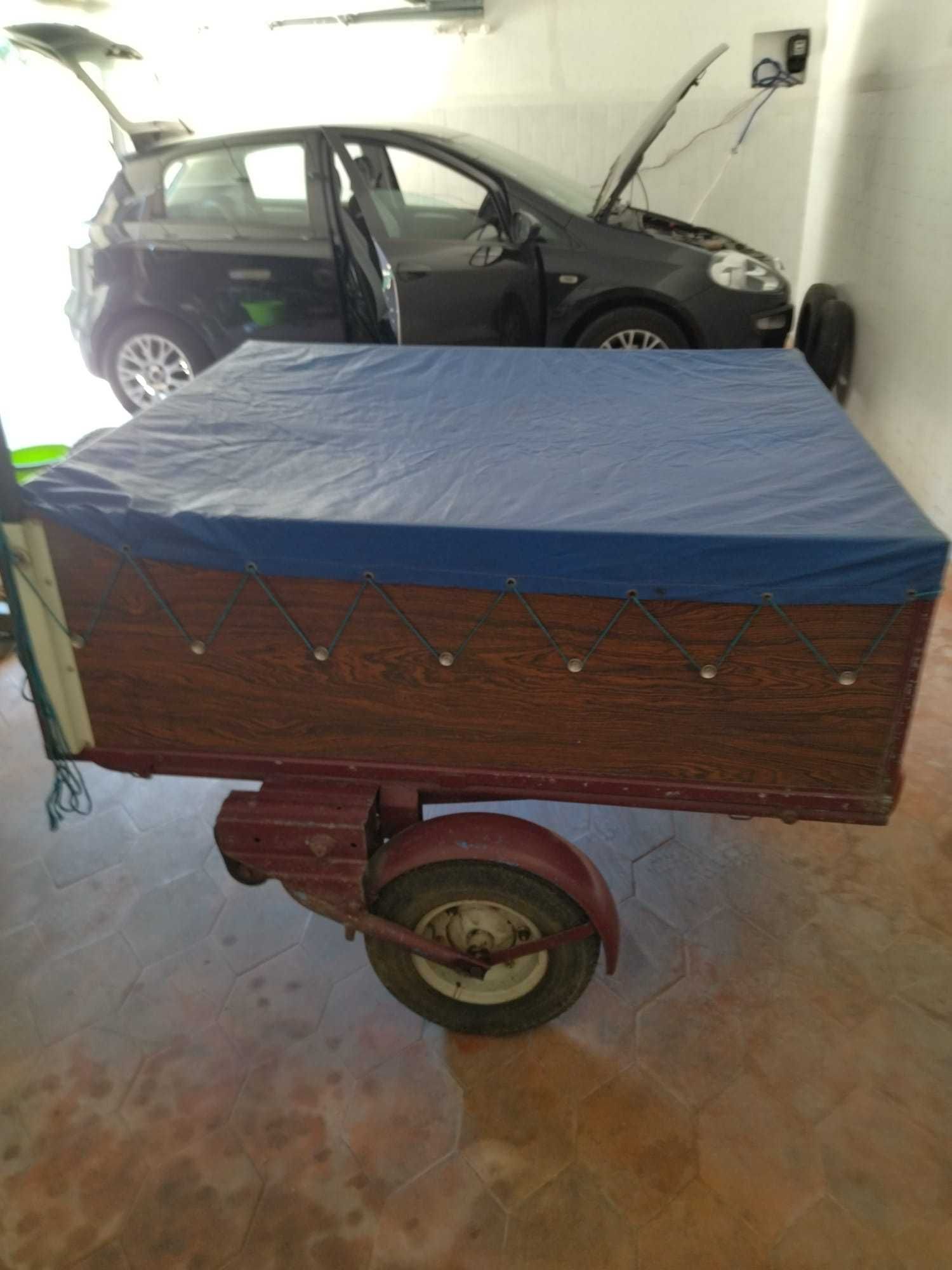 Atrelado de carga