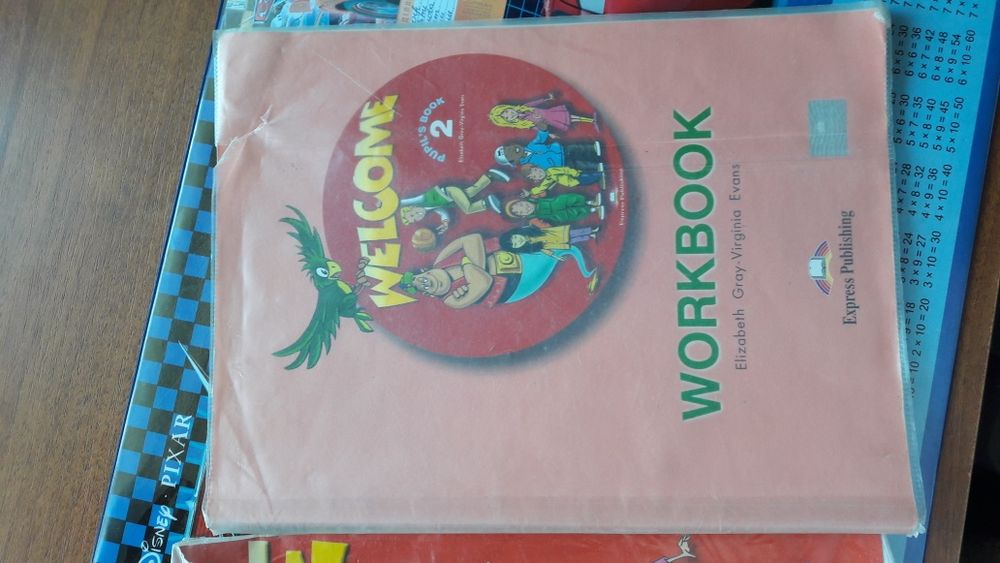 Книга pupils book Elizabet Gray