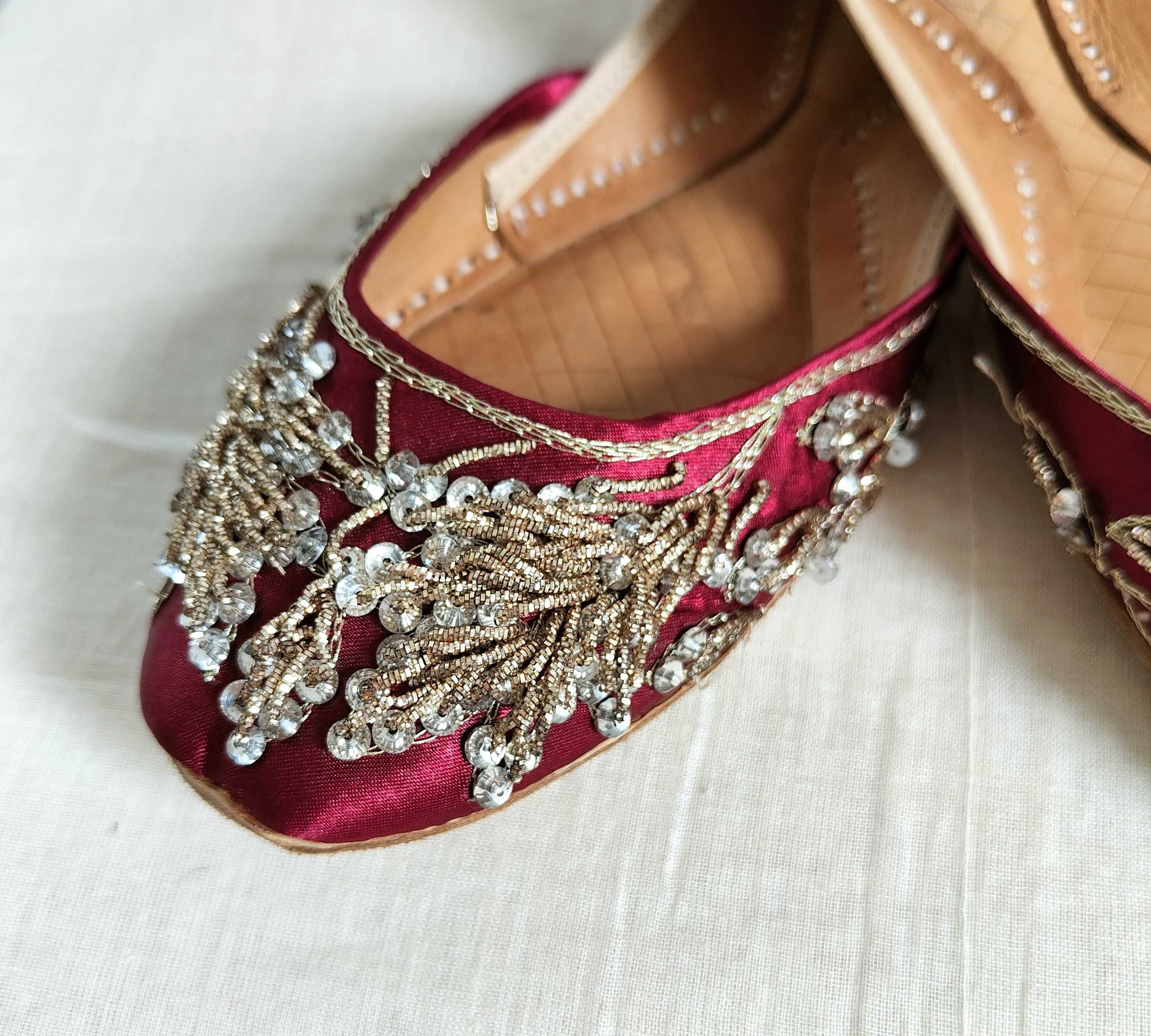 Indyjskie buty baleriny  khussa 38 zdobione orient boho księżniczka