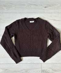 Brązowy czekoladowy pleciony sweter warkocz