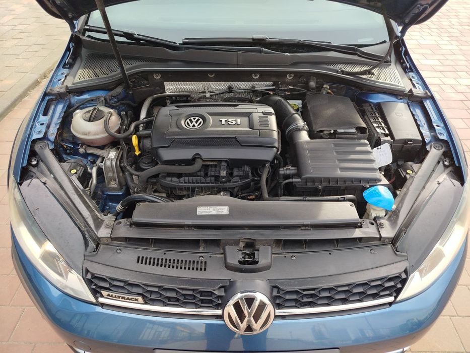 Продам Volkswagen Golf 7 Alltrack