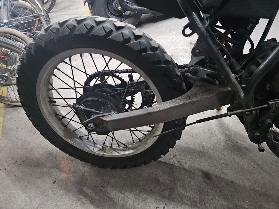 Yamaha XT 350 p/restauro ou peças c/documentos