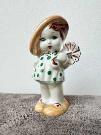 Rzadka porcelanowa figurka dziewczynki z parasolką. Stara Polska
