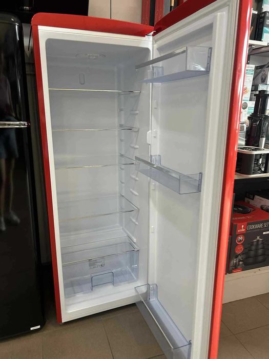 Chłodziarka Amica RETRO 144 Cm wys. Kolor: Czerwony GWARANCJA WYSYŁKA
