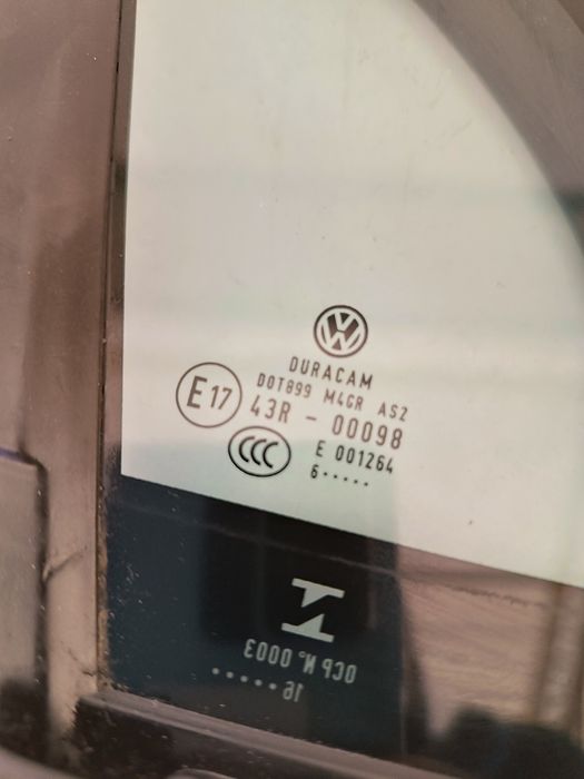 VW Tiguan II 16r 5NA szyba szybka karoseryjna drzwi prawy przód trójką