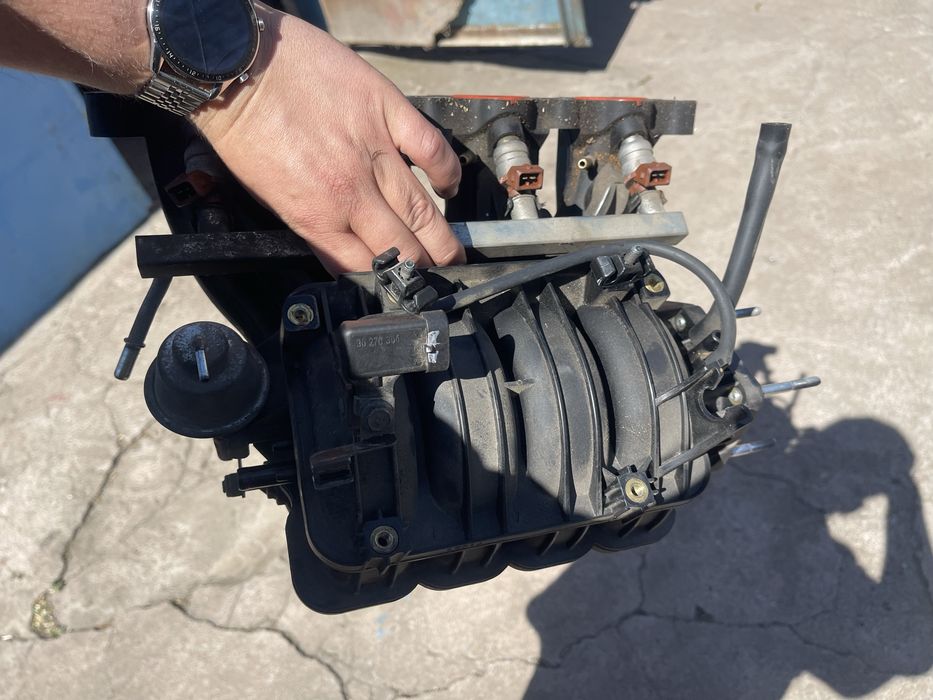 Форсунки (рампа) Chevrolet Lacetti 1.6