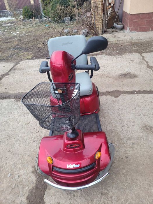 Електро скутер для пожилиж людей