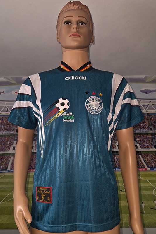 Niemcy DFB Adidas Official Gament 1996-98 eliminacje MŚ 1998 away S/M