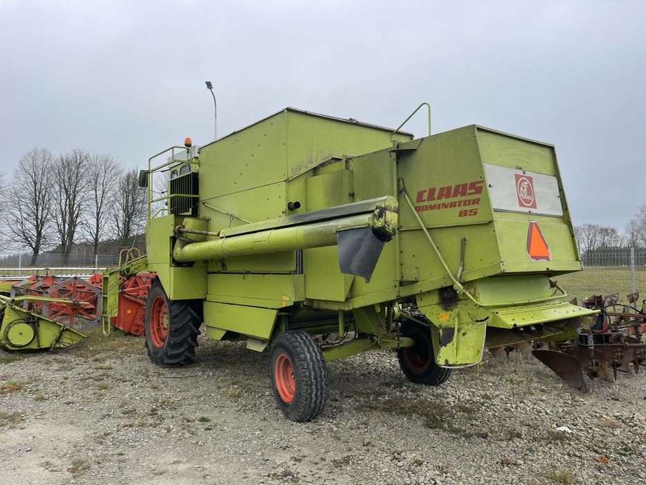 Комбайн зерно збиральний свіжопривещений  Claas dominator 85
