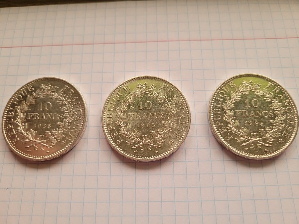 3 срібні монети 10 франків 1965 р.