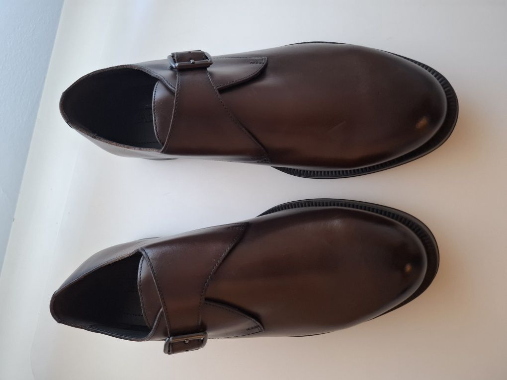 Sapato Zara 42 novo