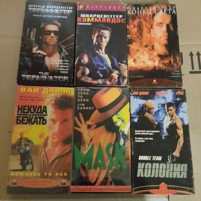 Видеокассети vhs с фильмами. Кассеты для видеомагнитофона. Відеокасети