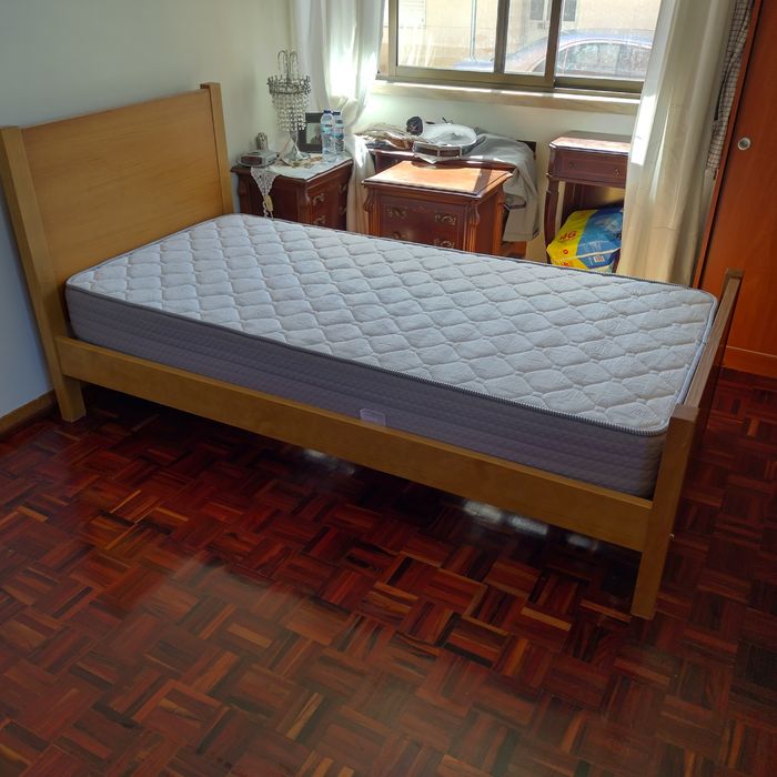 Cama solteiro + estrado + colchão
