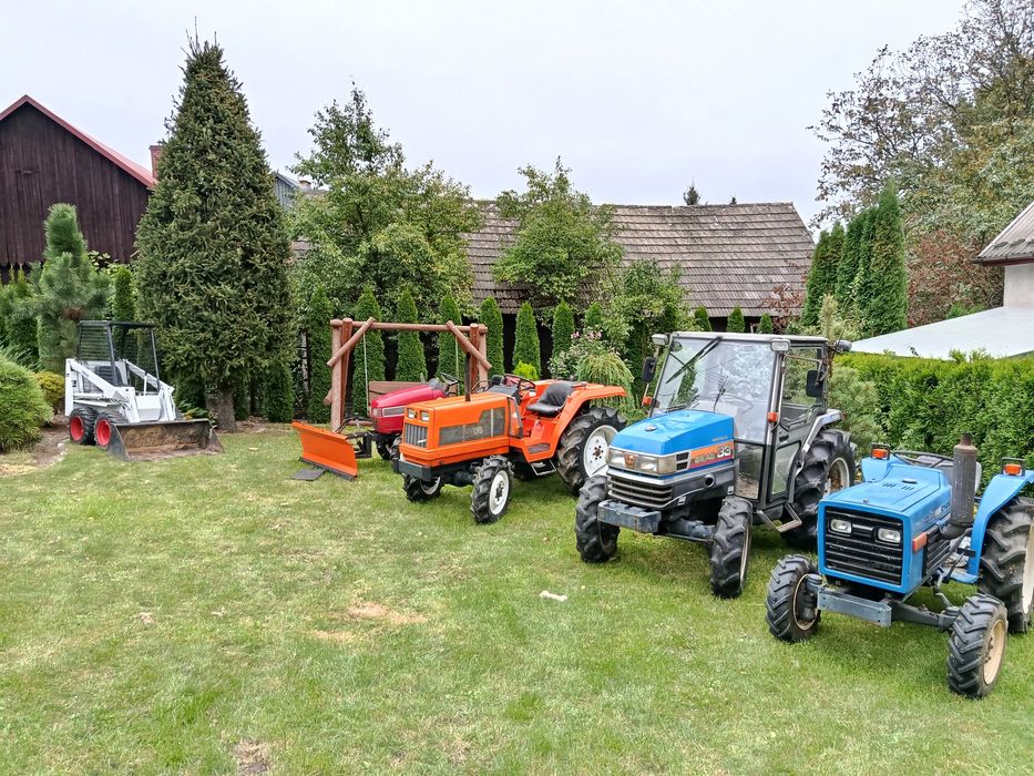 Traktorek japoński Mitsubishi 20KM 4x4 pług do śniegu, z pługiem iseki