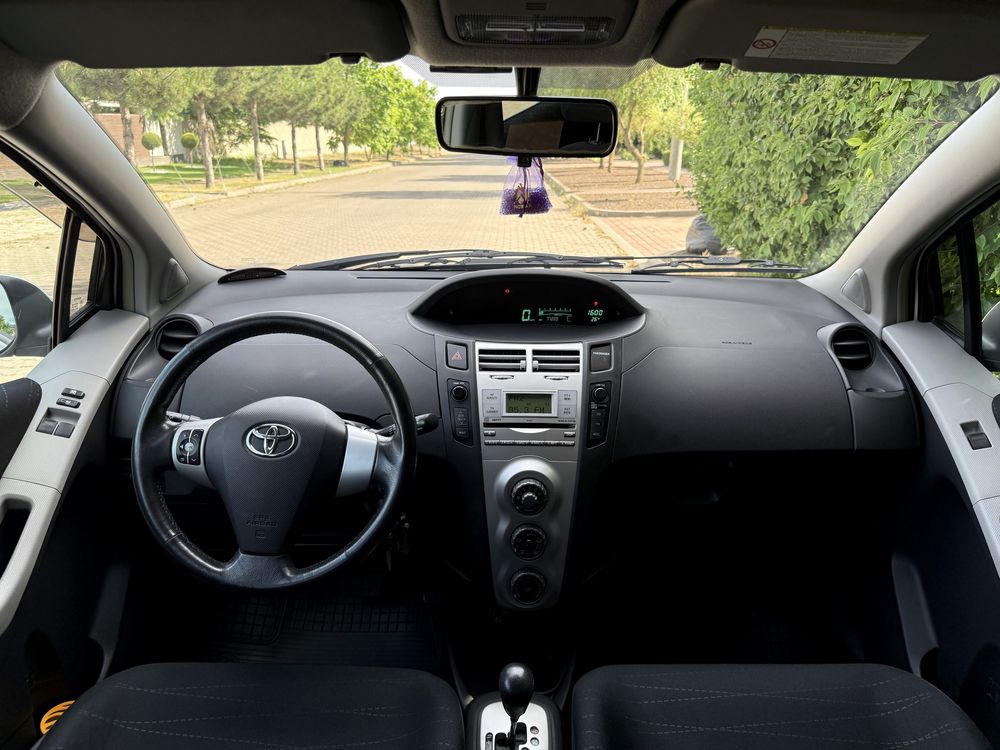 Toyota Yaris 1.3 2006г.в.Официальная.77тыс км пробег
