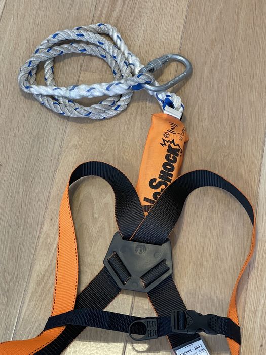 Zestaw asekuracyjny ELARA Delta Plus, Szelki do prac na wysokościach