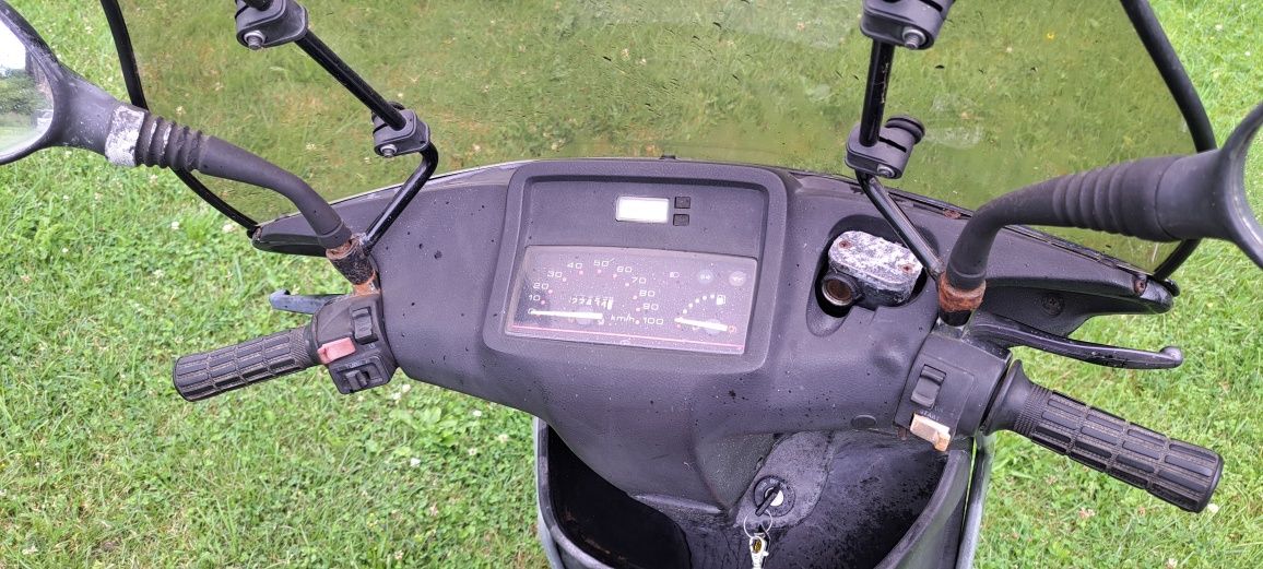 Skuter  Yamaha Zest 50/MBK Evolis