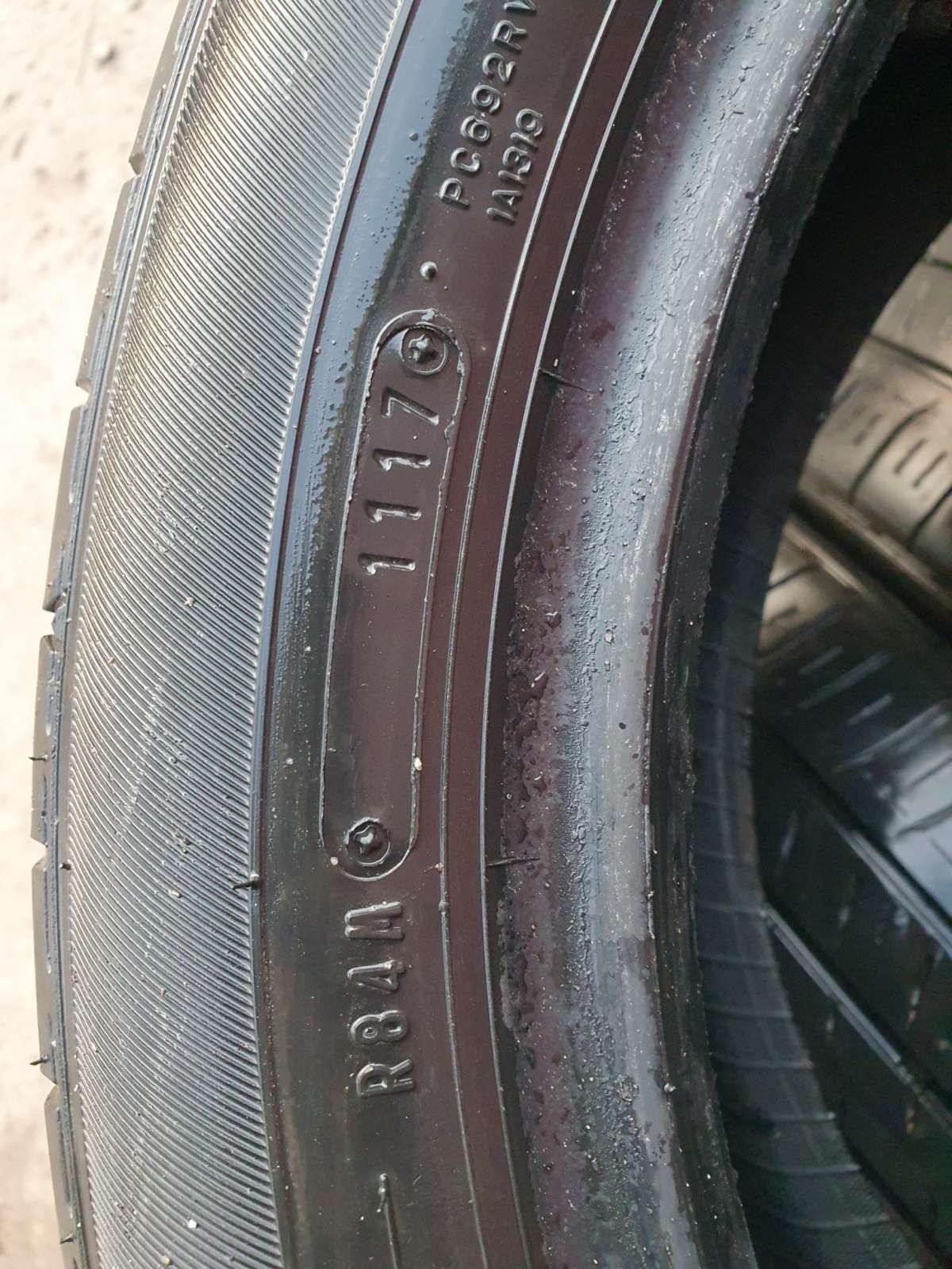 Продам шини 215/50/17 DUNLOP