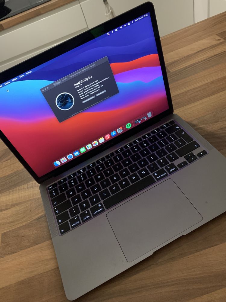 Macbook air 13 (2020)