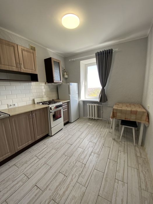 долгосрочная аренда 1 ком квартиры Левитана /Люст. дорога