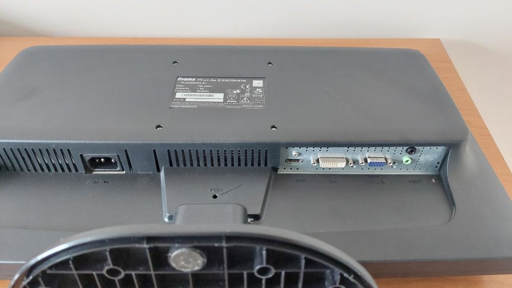 Monitor FHD 22 cale iiyama Prolite e2209hds