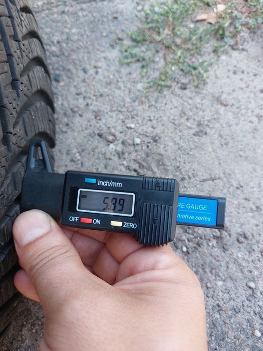 Пара зимових шин 195/60/16 Hankook