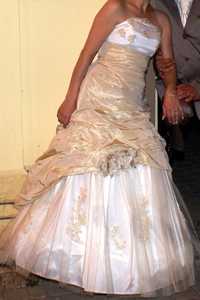 Suknia ślubna biała ecru beżowa