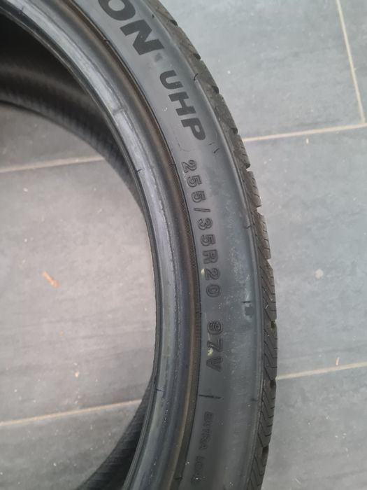 Imperial Snowdragon UHP 255 35 r20 97 v xl 4szt.