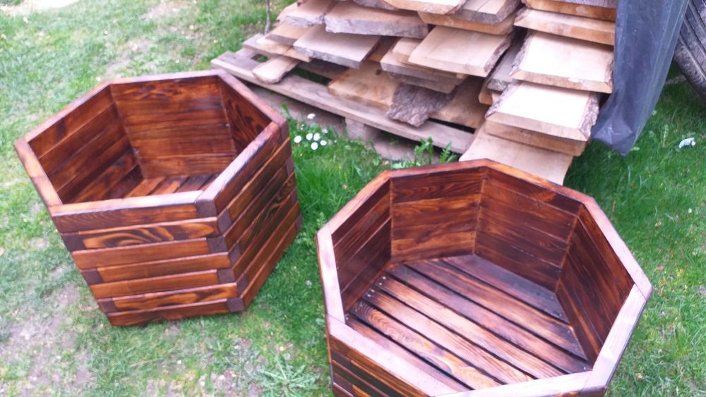 Donice drewniane, kwietniki