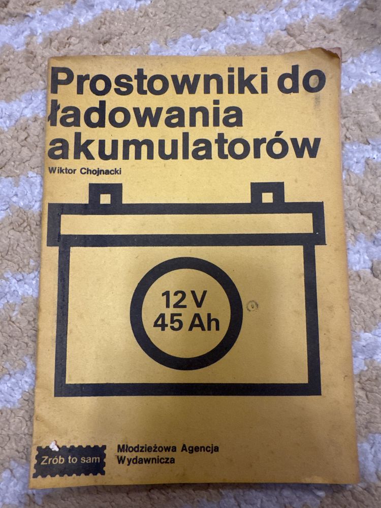 Prostowniki do ładowania akumulatorów