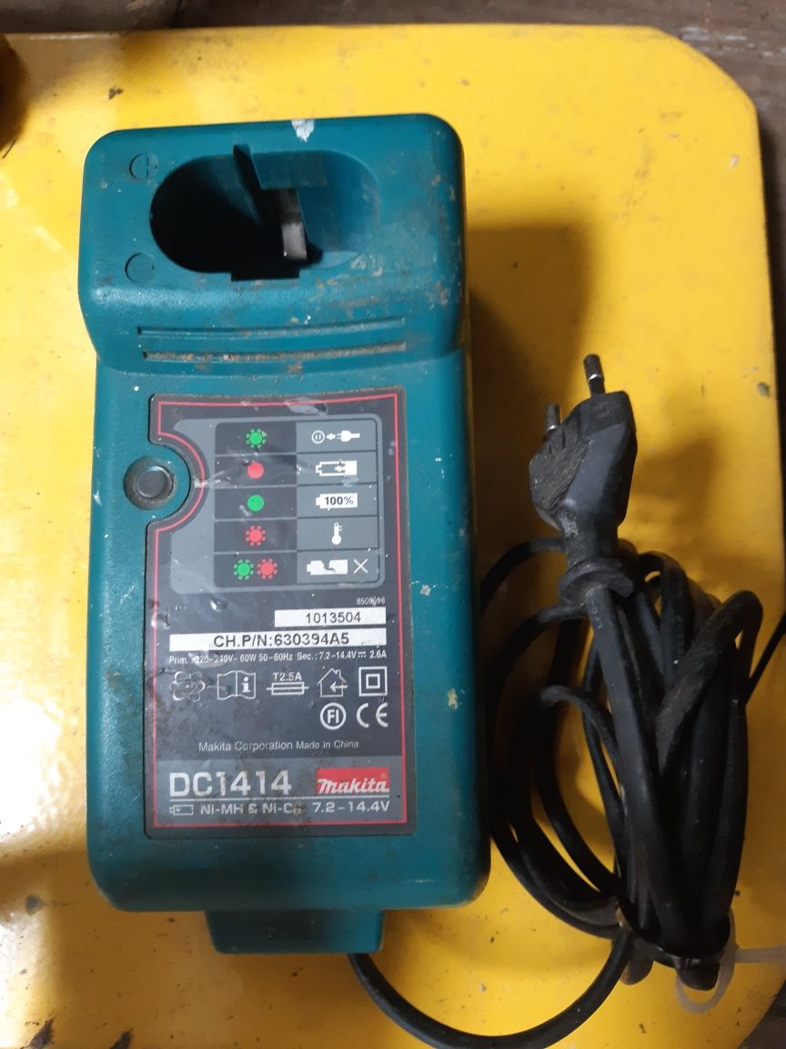 Makita Ładowarka DC 1414T stacja ładująca 7,2-14,4V/ ładowarki