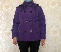 Продам женскую фиолетовую куртку