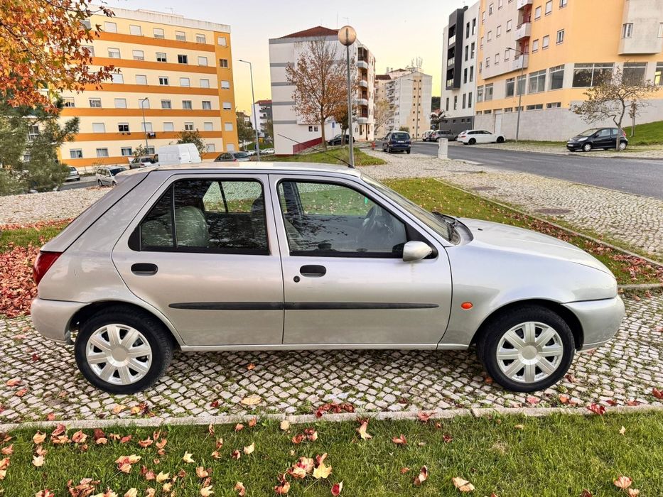 Ford fiesta ar condicionado
