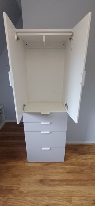 Szafa dziecięca Ikea Smastad /Plasta biało szara - bardzo dobry stan