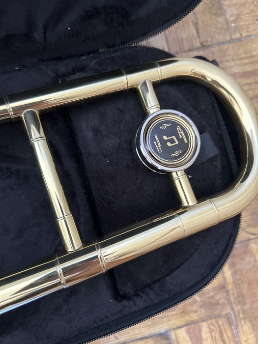 Trombone de vara em Bb para estudantes