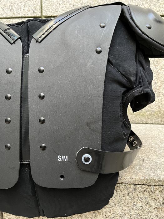 2 in 1 shoulder pads