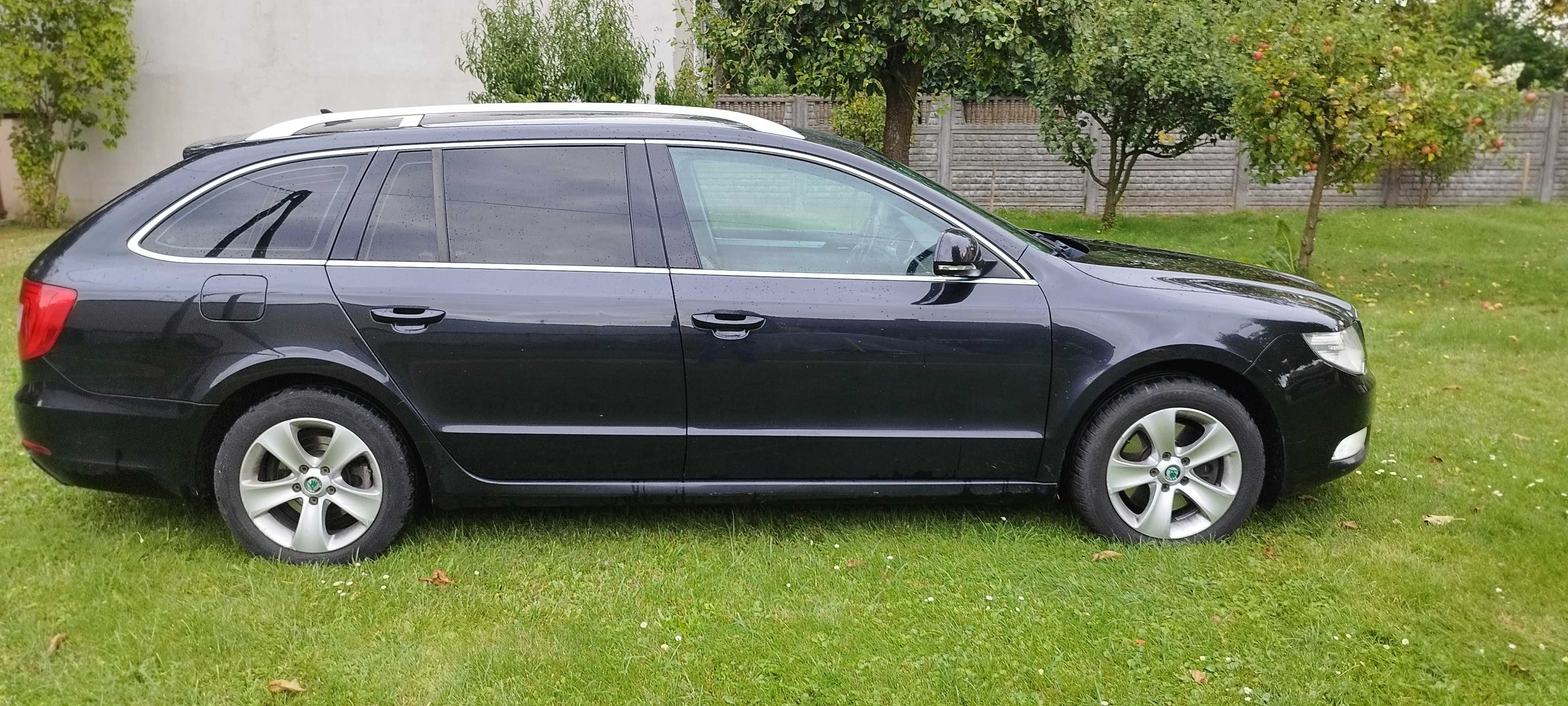 Skoda Superb 2.0 TDI 170km Świeze OC i PT Hak Bogata Wersja Duze Kombi