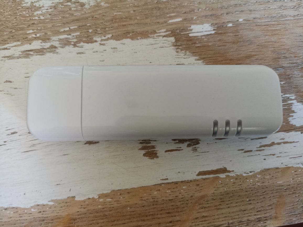 Bezprzewodowy modem USB Huawei S4011 Medion