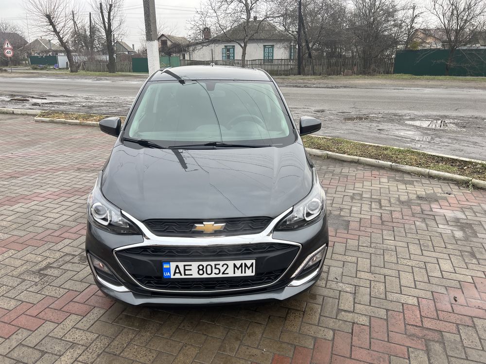 Продам Chevrolet spark LT