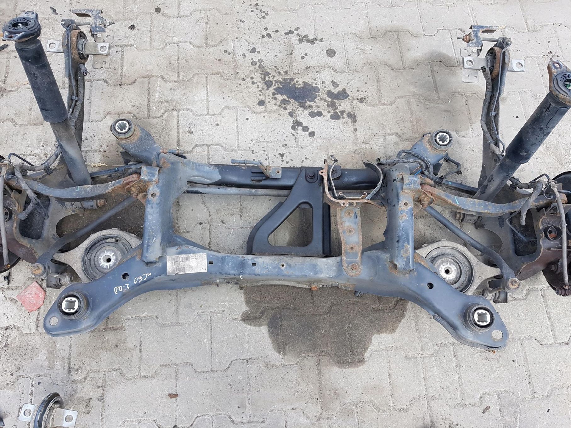 VOLVO XC60 I 08-13r BELKA ZAWIESZENIA TYŁ 2WD