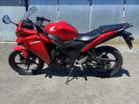 Honda cbr 125r jc50 2013 rok stan idealny 12 tys przebiegu