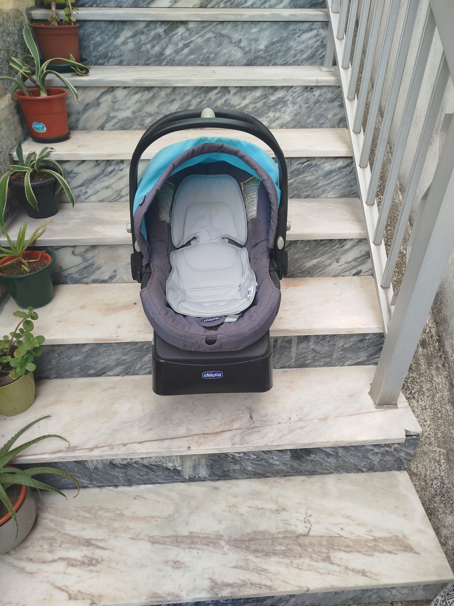 Ovo babycoque e cadeira auto bebé e criança