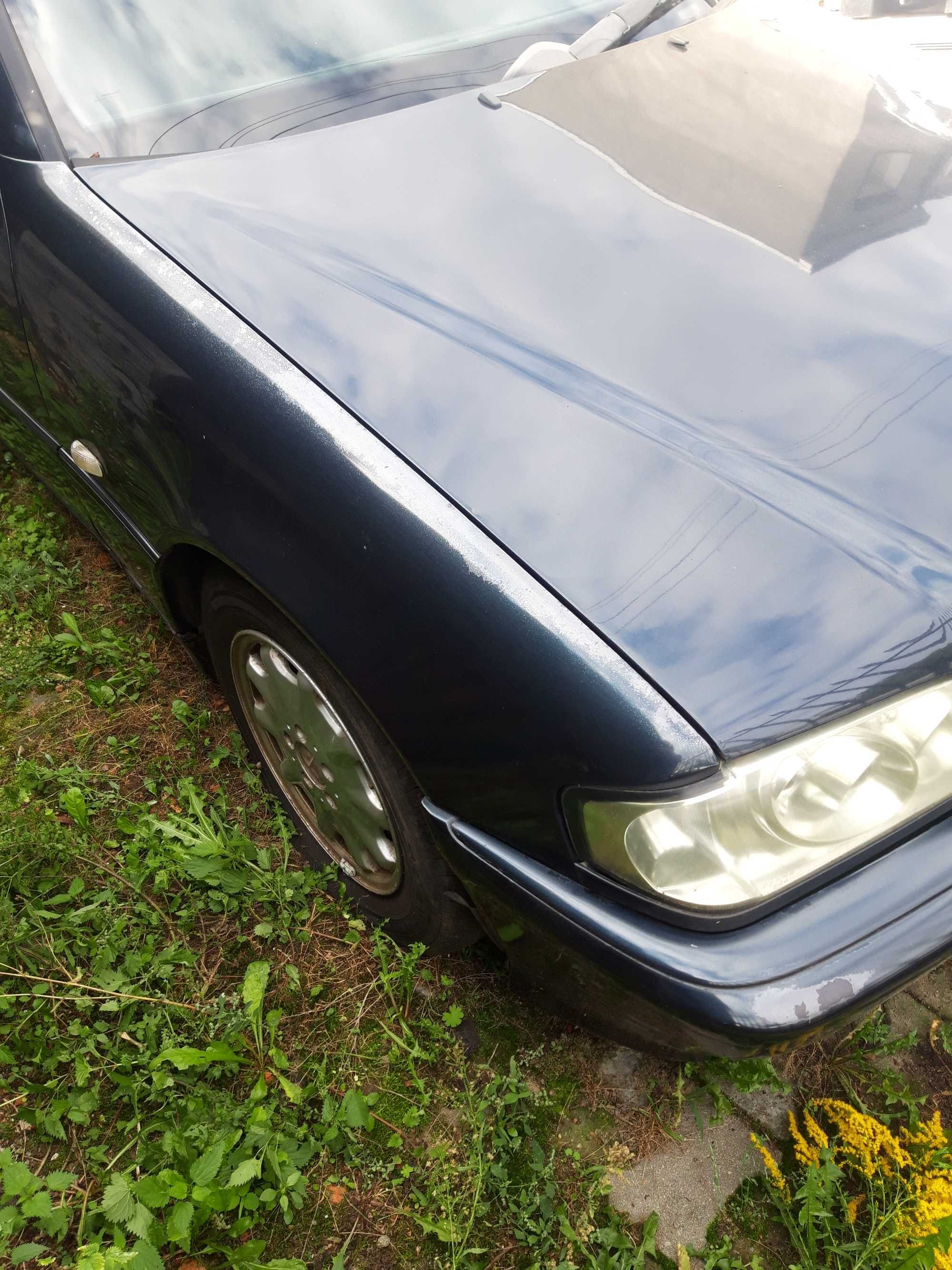 Mercedes W202.C-Klasse.błotnik Przód.