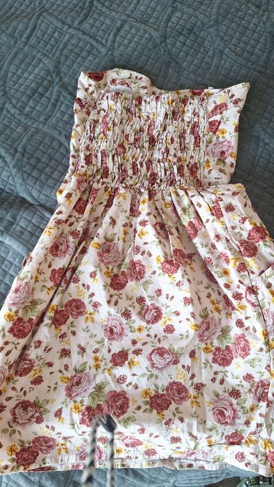 Vestido em bom estado