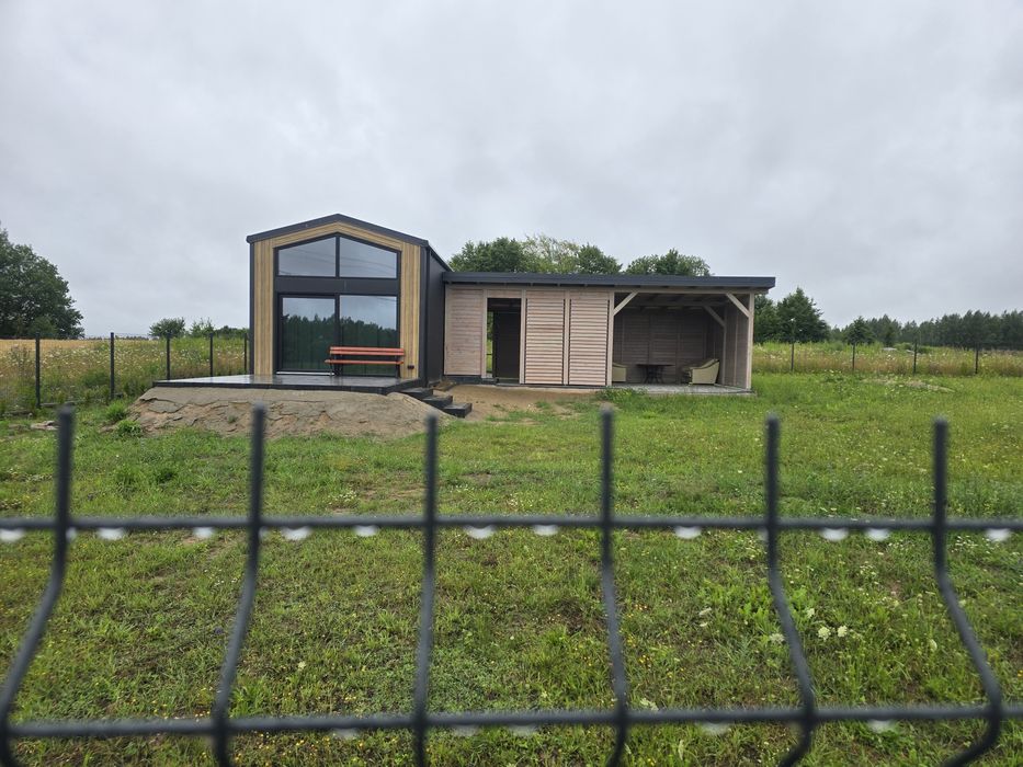 Domek całoroczny 40m2 + antresola 15m2 działka  10ar warunki zabudowy